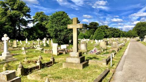 Anne's Hill cemetery in Gosport