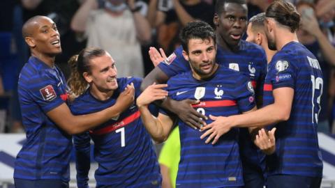 France players celebrate Antoine Griezmann's goal