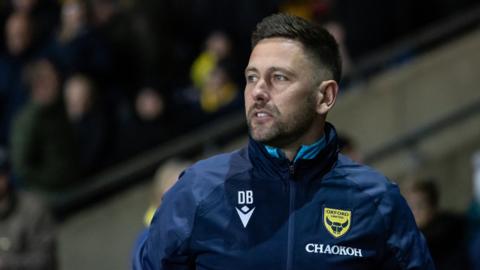 Oxford United head coach Des Buckingham