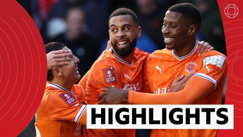 Blackpool team celebrating 4-1 victory