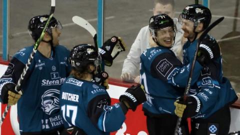 Celebration time for the Giants in the comfortable win over Glasgow