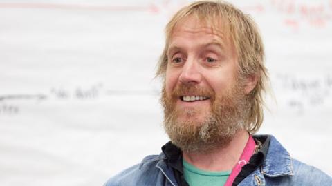 Rhys Ifans