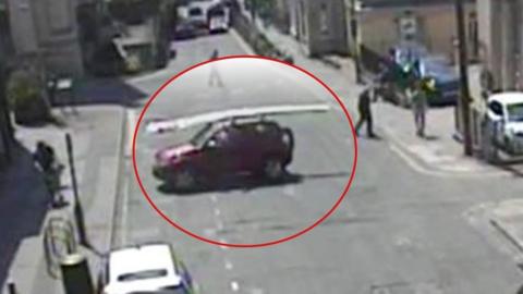 The man's vehicle had lengths of plastic strapped to the roof, CCTV shows