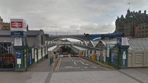 Waverley Station