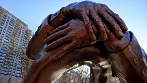 A statue to honour Martin Luther King Jr. and Coretta Scott King