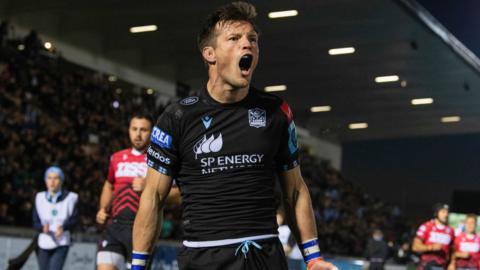 Glasgow scrum-half George Horne