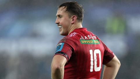 Ioan Lloyd showing 10 on his back