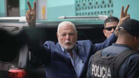 Ricard Martinelli outside court in Panama City, 9 August 2019
