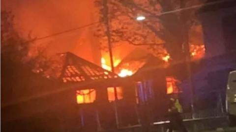 Willows Social Club on fire