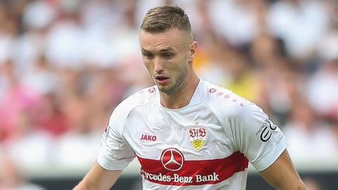 Stuttgart striker Sasa Kalajdzic