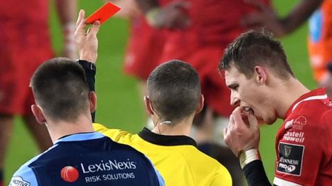 Liam Williams is sent off