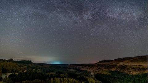 Cygnus and Andromeda over Newton Dale