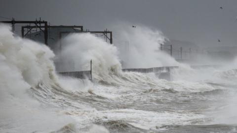 Big waves at Saltcoats, Ayrshire