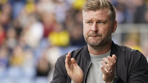 Oxford United head coach Karl Robinson