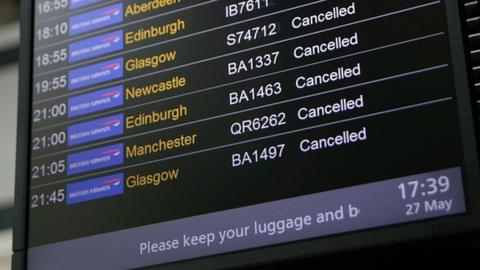 Flights cancelled at Heathrow