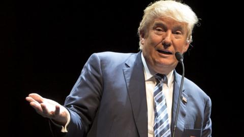 U.S. Republican presidential candidate Donald Trump speaks during a campaign event at Iowa Central Community College in Ft. Dodge, Iowa, November 12, 2015