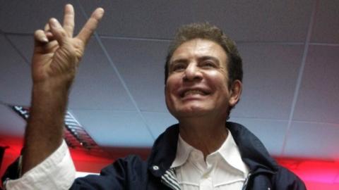 Salvador Nasralla, presidential candidate for the Opposition Alliance Against the Dictatorship gestures as he speaks to supporters, after the presidential election in Tegucigalpa