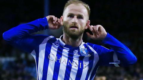 Barry Bannan celebrates