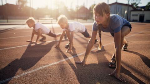 Children at start of race