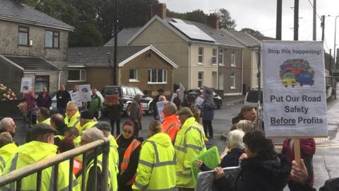 Protest in Pembrey against housing plan
