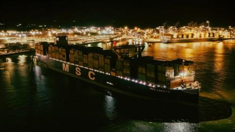 MSC Loreto at Port of Felixstowe