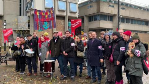 Staff on strike at University of Leicester in 2019