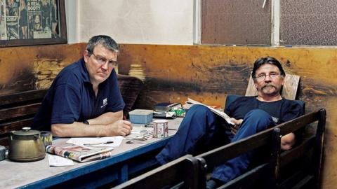 Lyndon T Crosby (left) and Steve Watkins (right), Welder, 35 years at the Works and Maintenance Electrician, 33 years at the Works, respectively