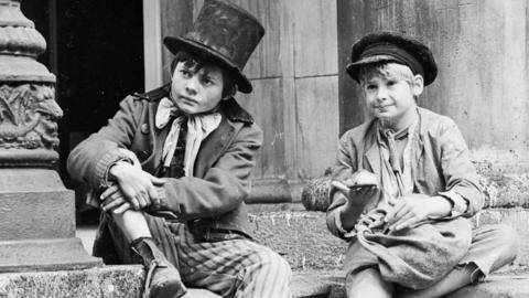 Jack Wild and Mark Lester in Oliver!