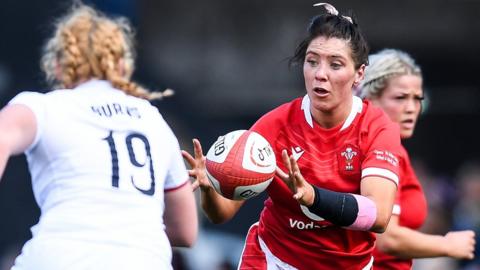 Georgia Evans in action for Wales