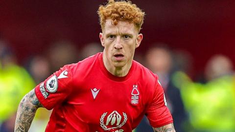 Jack Colback in action for Nottingham Forest