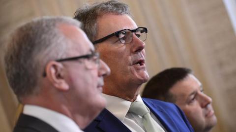 Ulster Unionist Party leader Mike Nesbitt