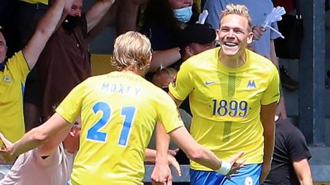 Torquay celebrate