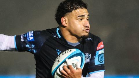 Sione Tuipulotu makes a surprise return for Glasgow Warriors