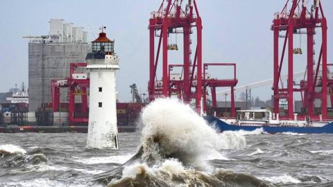 Storm Eunice, New Brighton