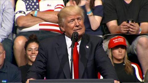 Trump addresses Iowa crowd