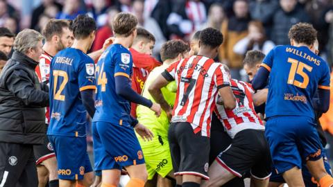 Sheff Utd 3-3 Blackpool