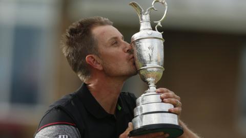 Henrik Stenson celebrates winning The Open