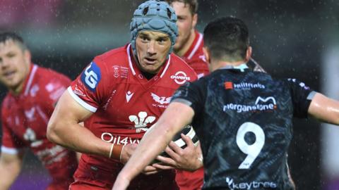 Jonathan Davies