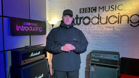 EV in the BBC Music Introducing studio