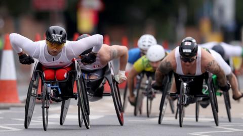 Johnboy Smith beat England compatriot David Weir