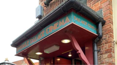 Malton's Palace Cinema entrance