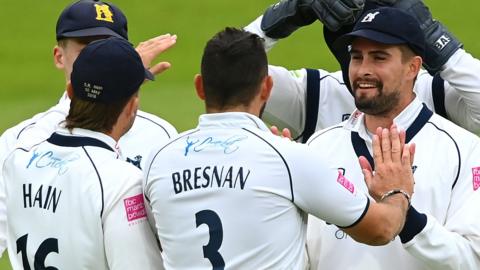 Warwickshire celebrate a wicket