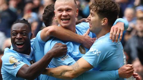 Man City celebrate Haaland's goal