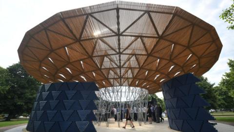 Serpentine pavilion