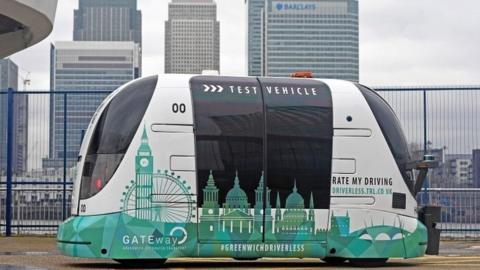 Driverless pod