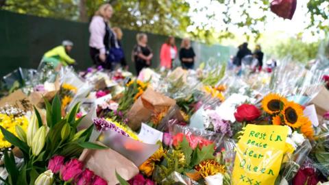 Floral tributes in Green Park, central London, following the death of Queen Elizabeth II on Thursday. Picture date: Tuesday September 13, 2022