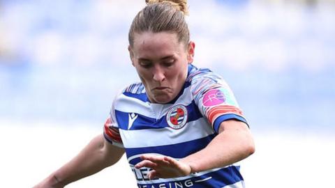 Rachel Rowe in action for Reading