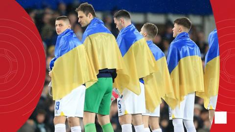 Everton and Boreham Wood in emotional Ukraine tribute