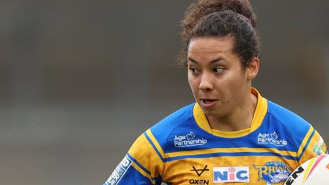 Tara Moxon in action for Leeds Rhinos