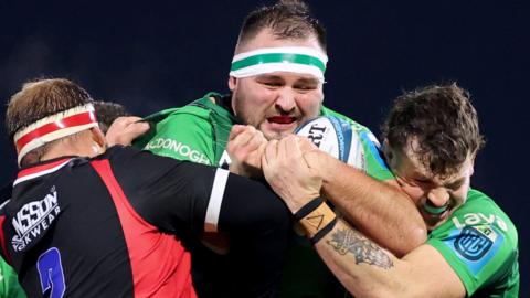 PJ Botha tackles Connacht's Jack Aungier